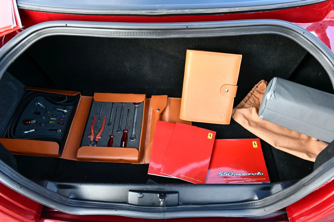 1998 Ferrari 550 Maranello - Image 29 of 30