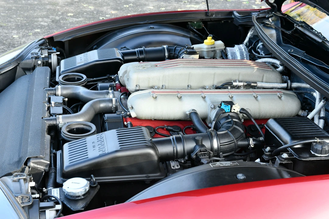 1998 Ferrari 550 Maranello - Image 2 of 30
