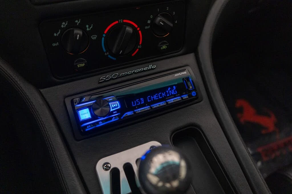 1998 Ferrari 550 Maranello - Image 28 of 31