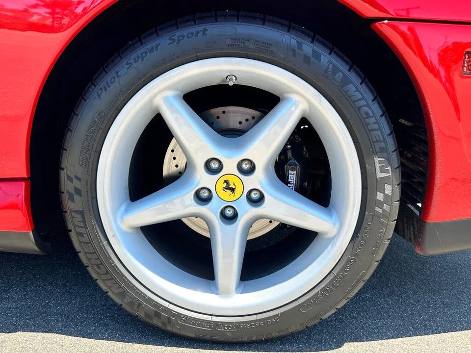 1998 Ferrari 550 Maranello - Image 9 of 31