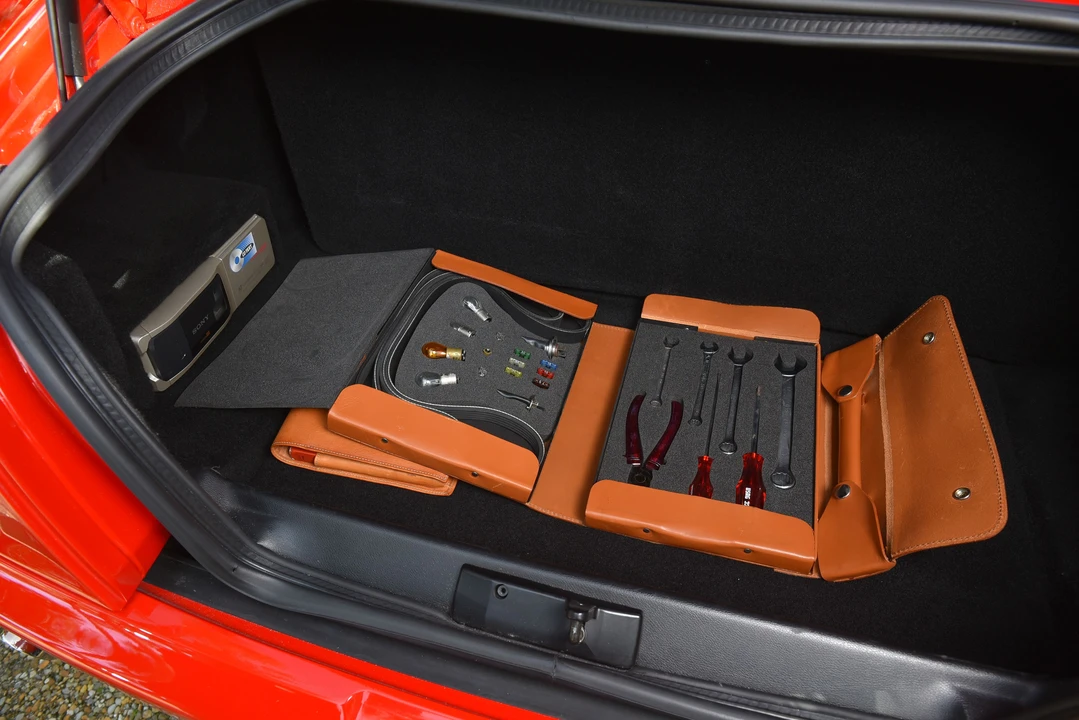 1998 Ferrari 550 Maranello - Image 8 of 31