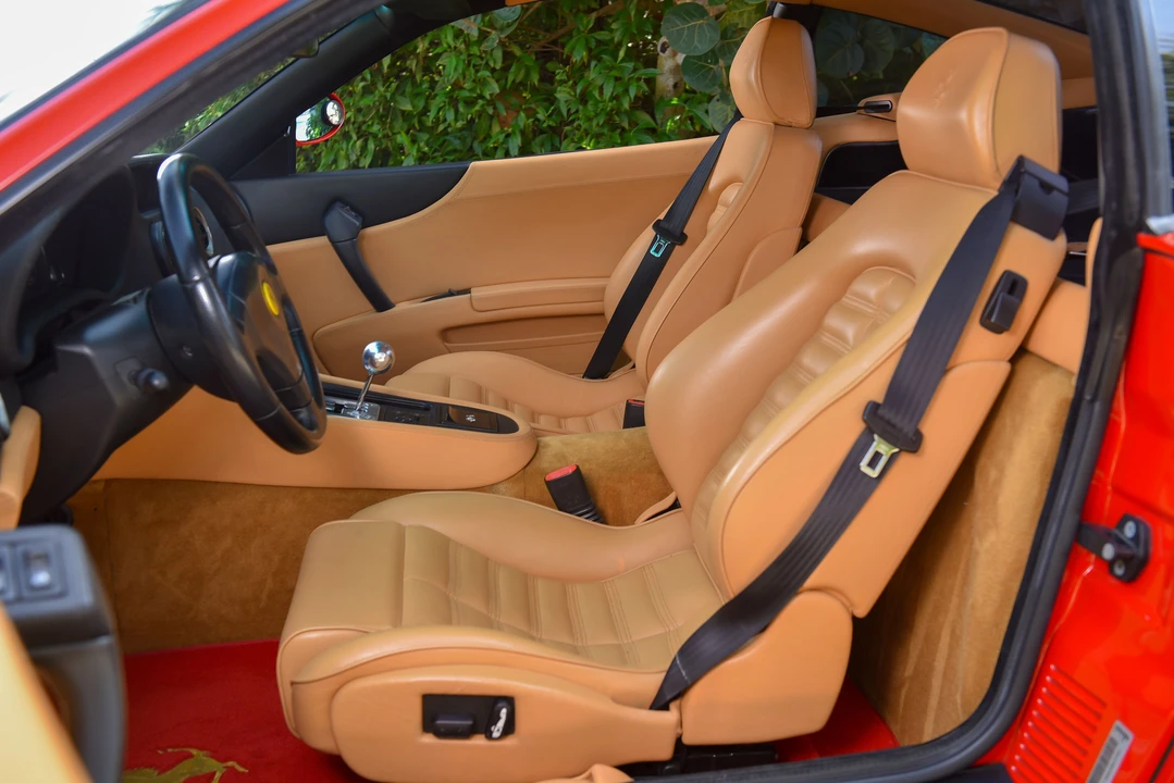 1998 Ferrari 550 Maranello - Image 26 of 31