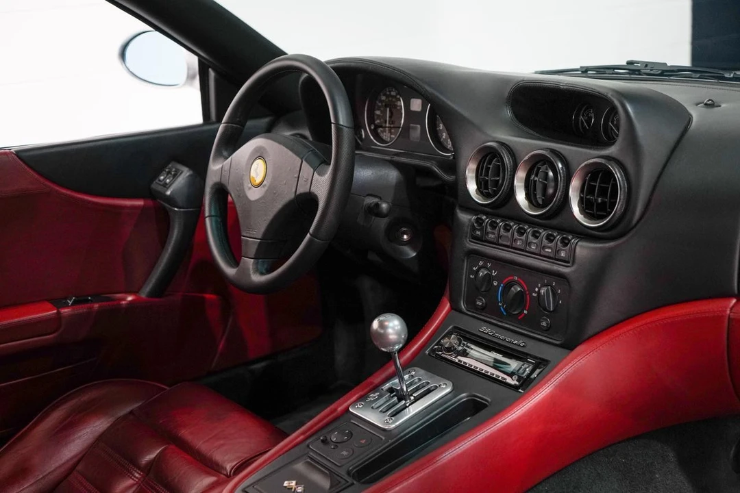 1998 Ferrari 550 Maranello - Image 17 of 21