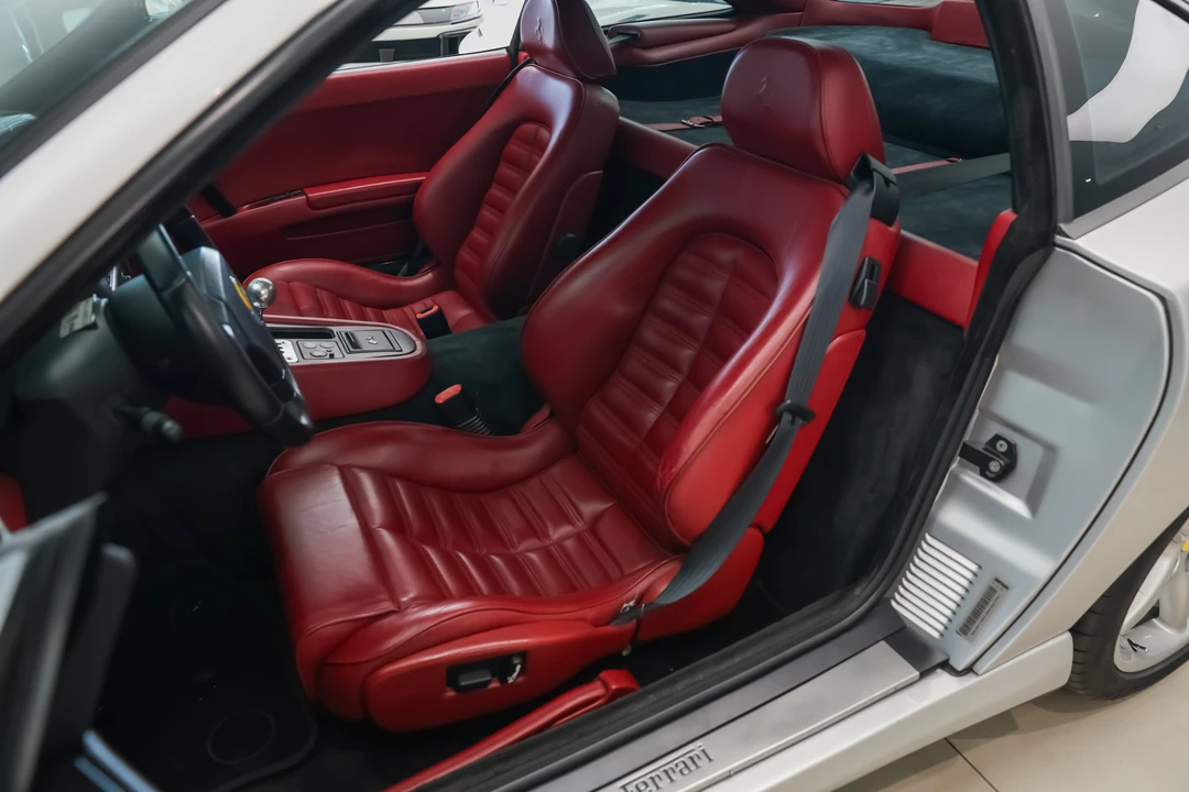 1998 Ferrari 550 Maranello - Image 10 of 31