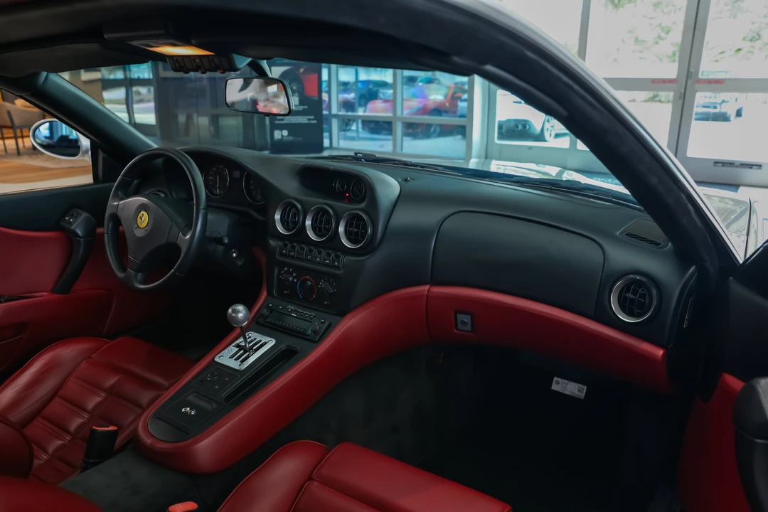 1998 Ferrari 550 Maranello - Image 23 of 31
