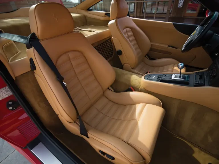 1998 Ferrari 550 Maranello - Image 22 of 31