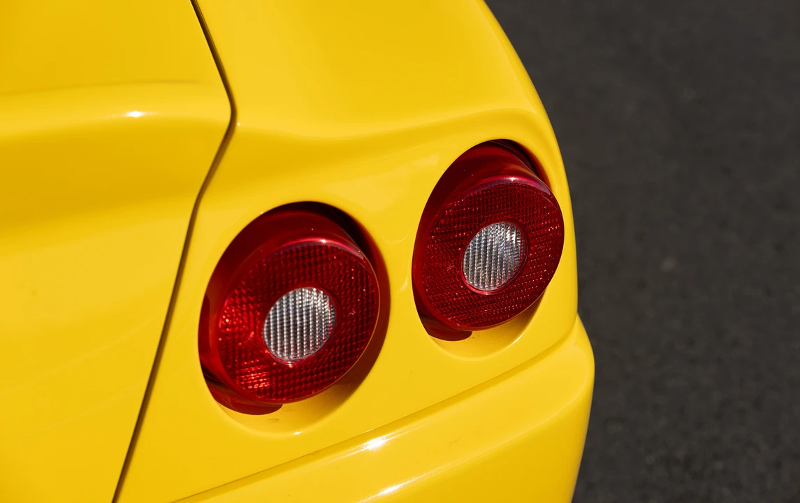 1998 Ferrari 550 Maranello - Image 14 of 16
