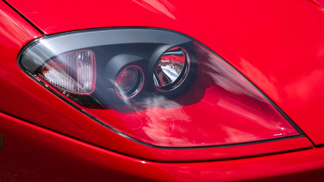 1998 Ferrari 550 Maranello - Image 19 of 31