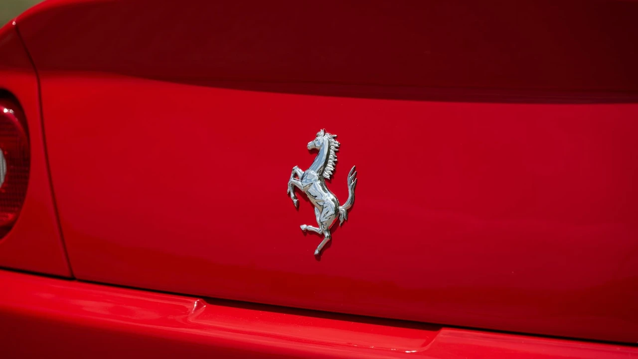 1998 Ferrari 550 Maranello - Image 26 of 31