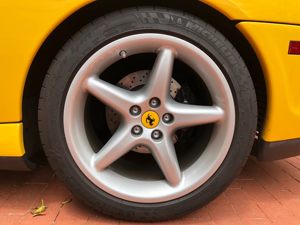 1998 Ferrari 550 Maranello - Image 23 of 31