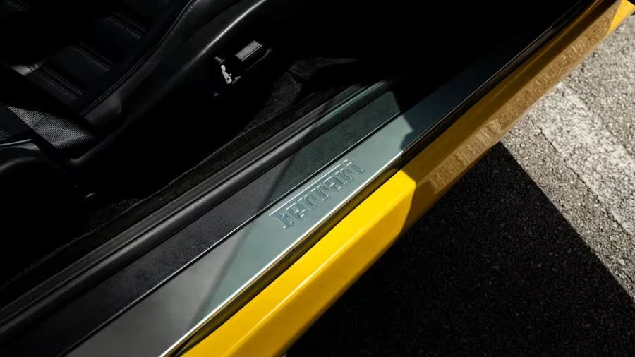 1998 Ferrari 550 Maranello - Image 22 of 31