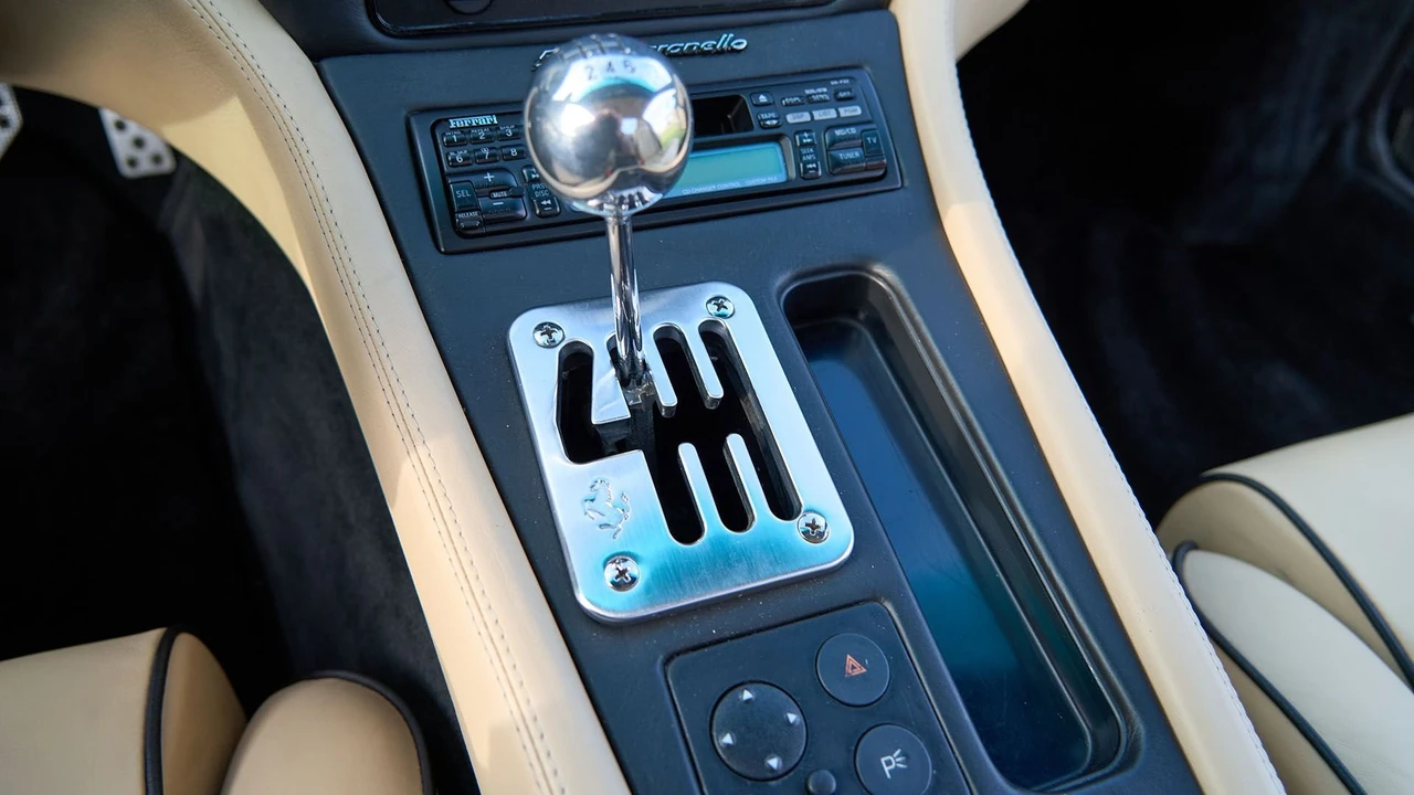 1998 Ferrari 550 Maranello - Image 6 of 31