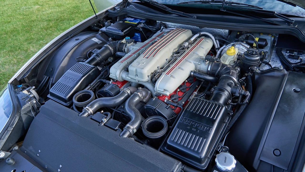 1998 Ferrari 550 Maranello - Image 10 of 31