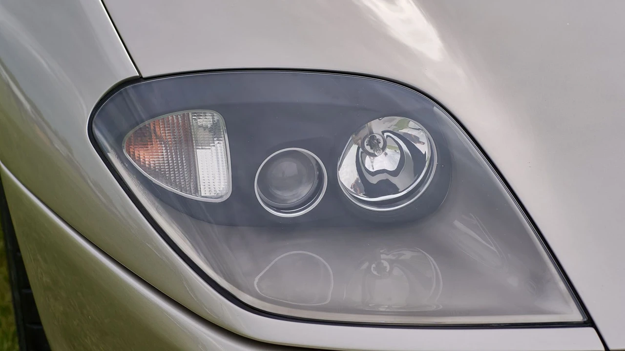 1998 Ferrari 550 Maranello - Image 26 of 31