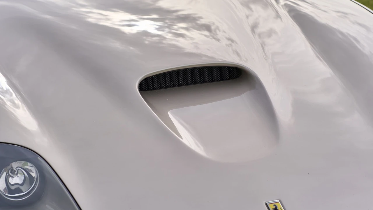 1998 Ferrari 550 Maranello - Image 2 of 31