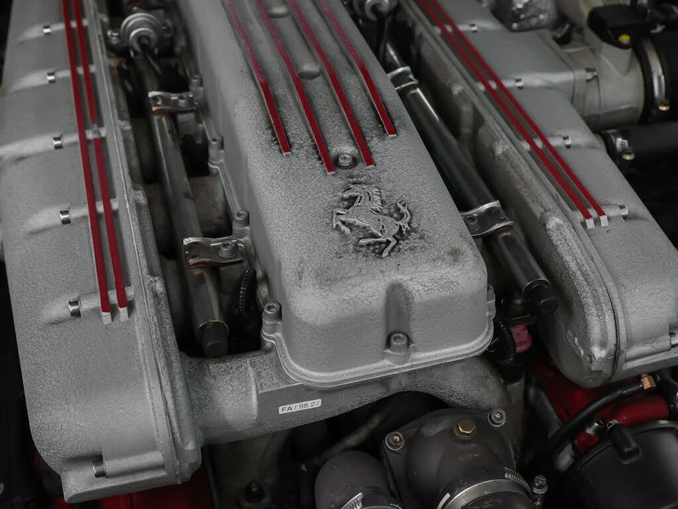 1998 Ferrari 550 Maranello - Image 18 of 31