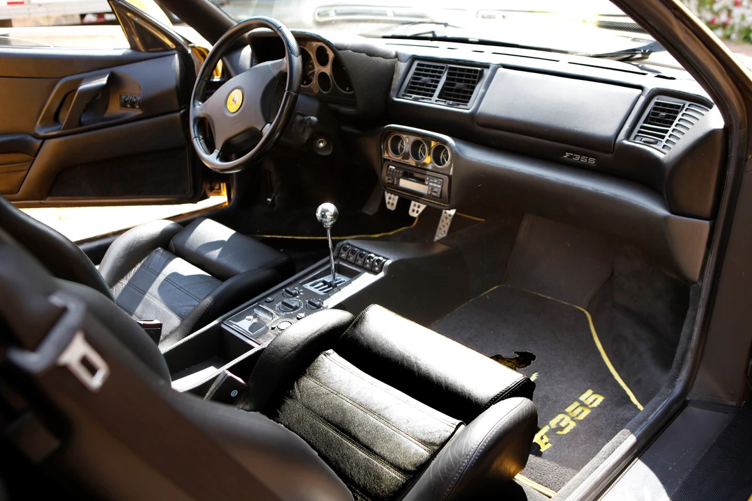 1998 Ferrari F355 Berlinetta - Image 23 of 31