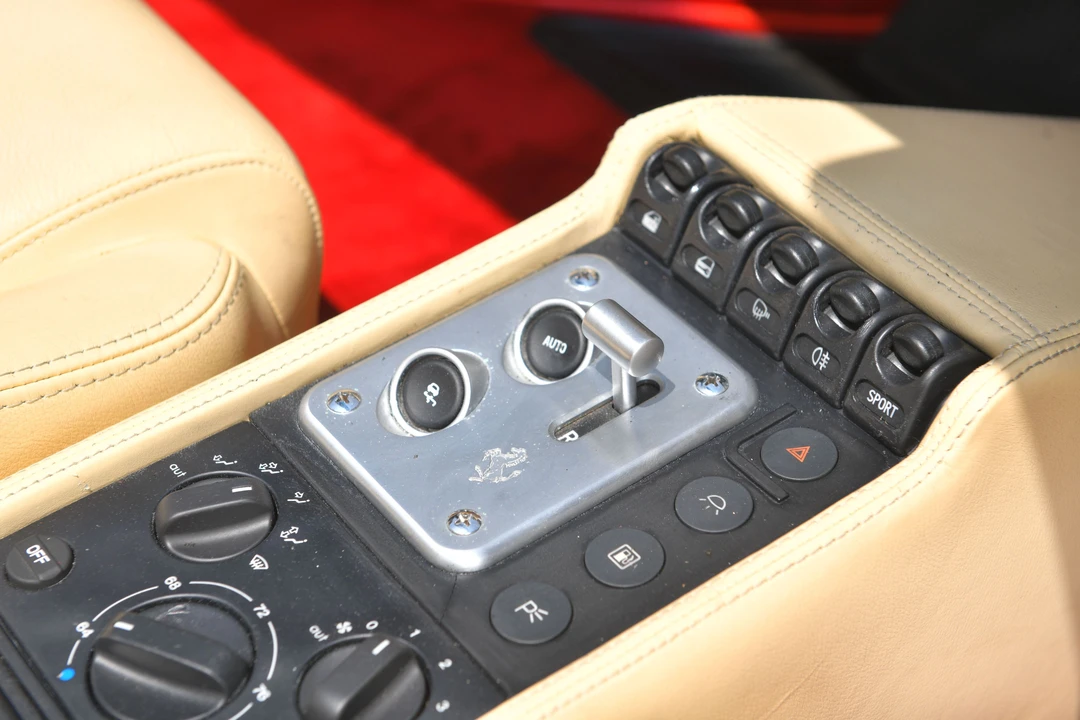 1998 Ferrari F355 Spider - Image 28 of 31