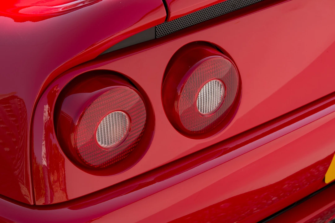 1998 Ferrari F355 Berlinetta - Image 17 of 31