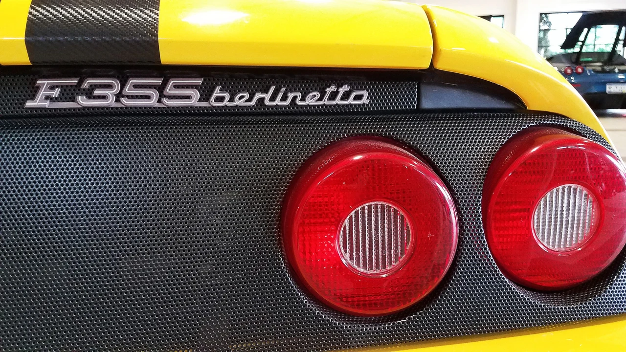 1998 Ferrari F355 Berlinetta - Image 23 of 31