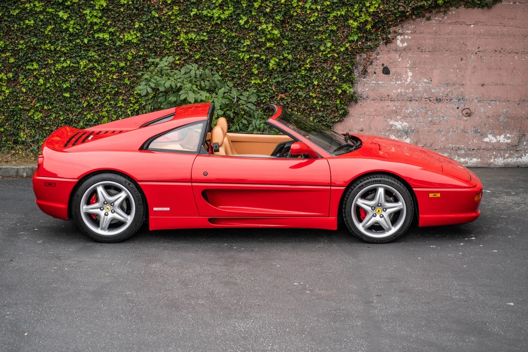 1998 Ferrari F355 GTS - Image 2 of 31