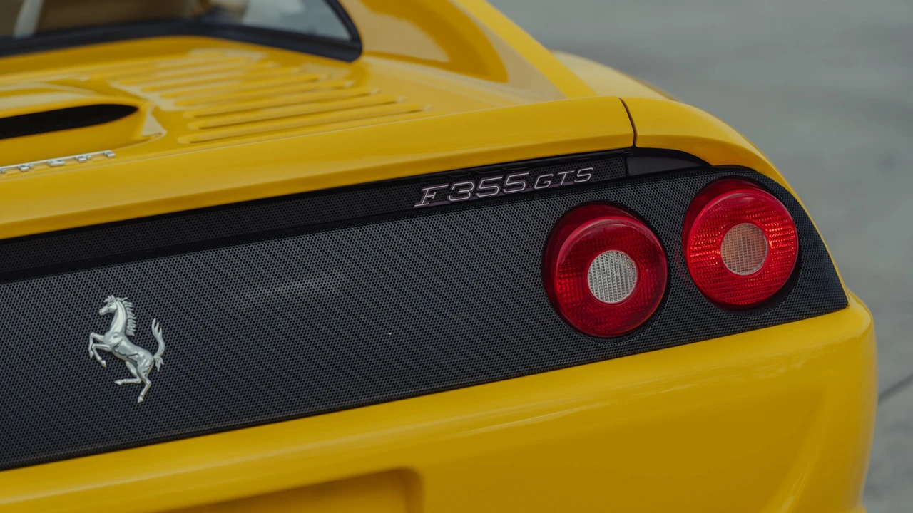 1998 Ferrari F355 GTS - Image 6 of 31