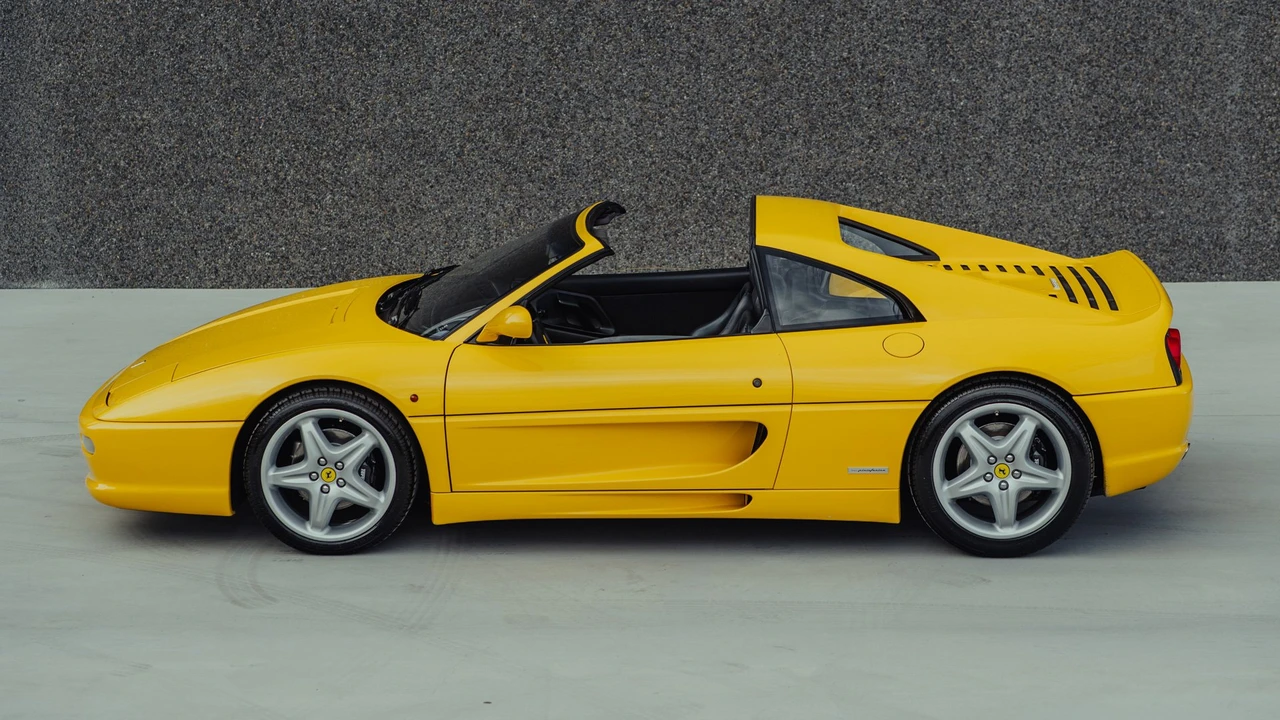 1998 Ferrari F355 GTS - Image 14 of 31