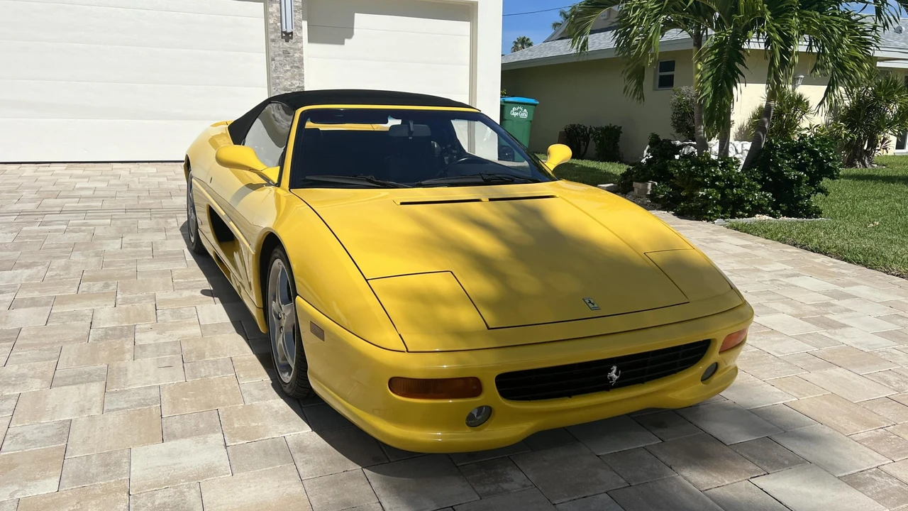 1998 Ferrari F355 Spider - Image 3 of 31
