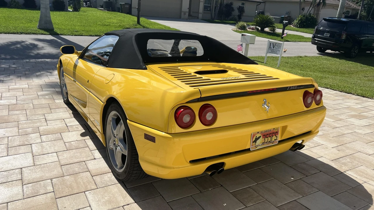 1998 Ferrari F355 Spider - Image 14 of 31
