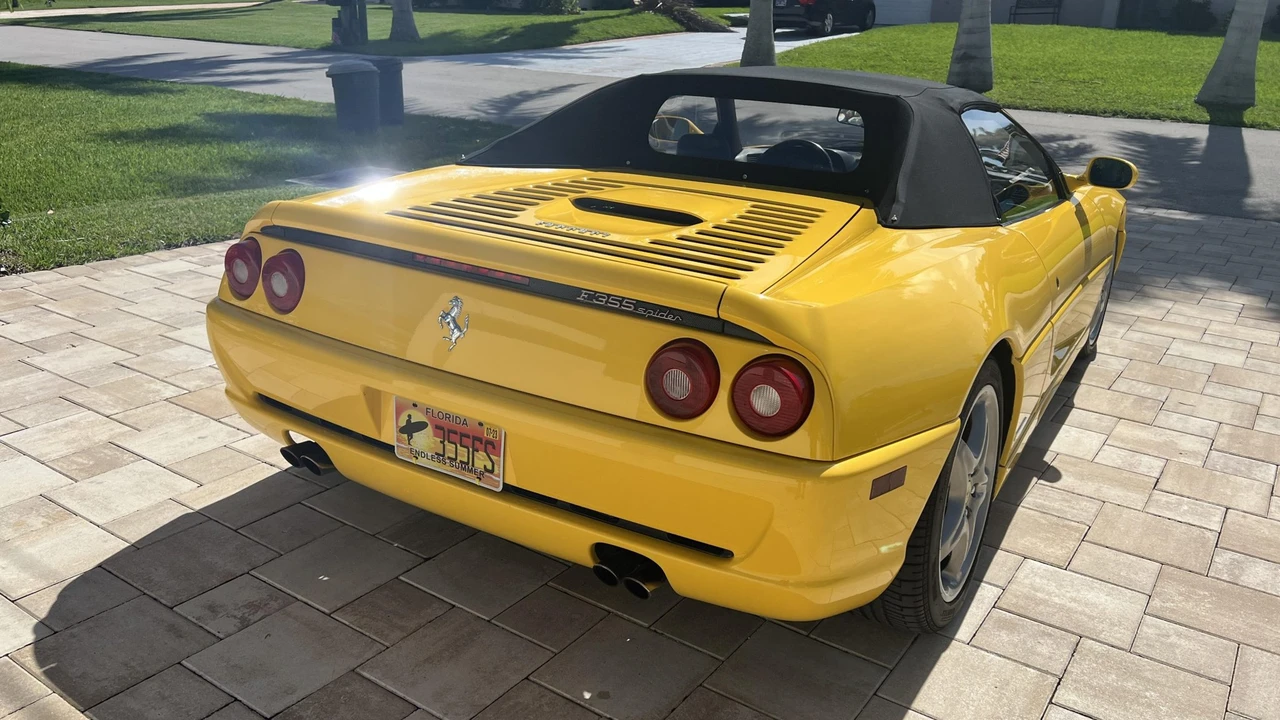 1998 Ferrari F355 Spider - Image 12 of 31