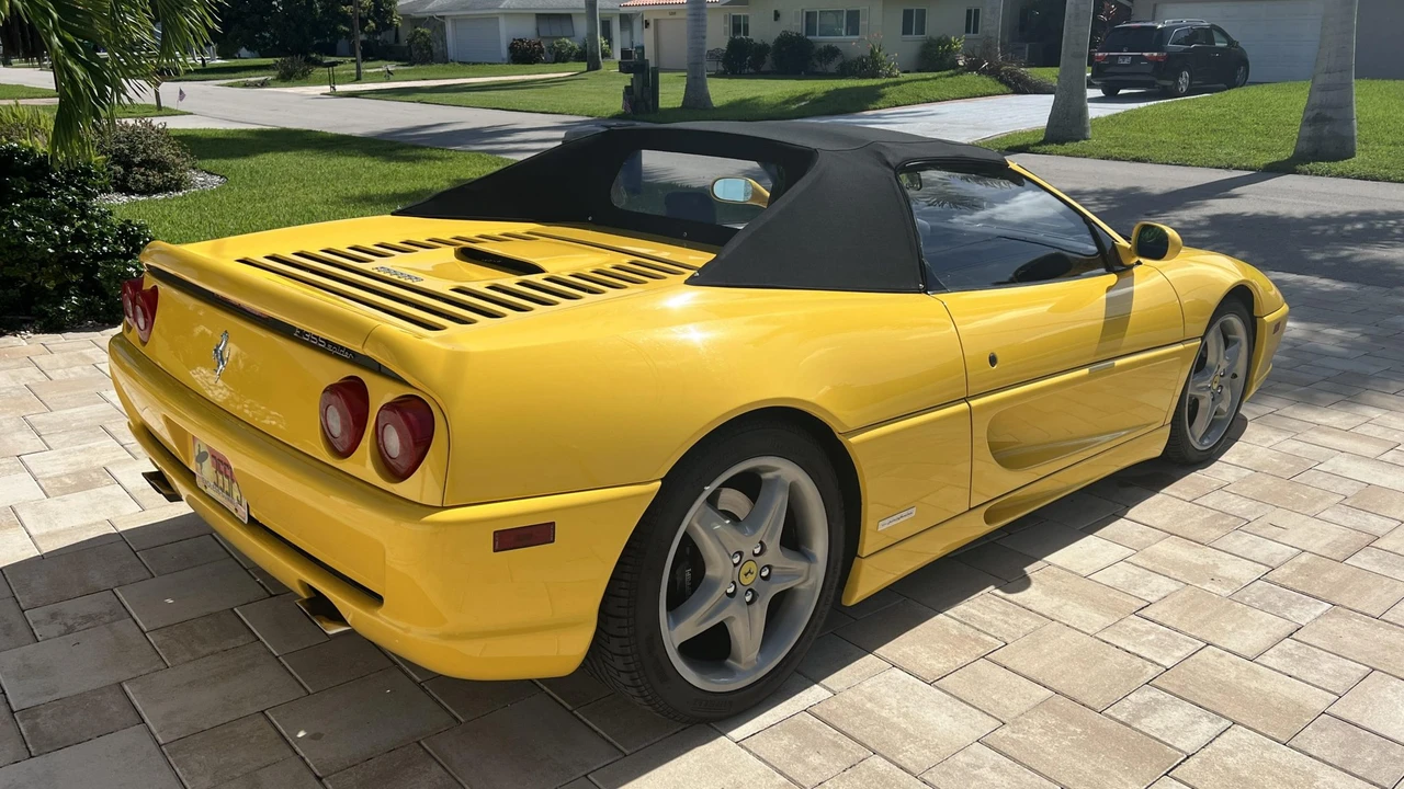 1998 Ferrari F355 Spider - Image 10 of 31