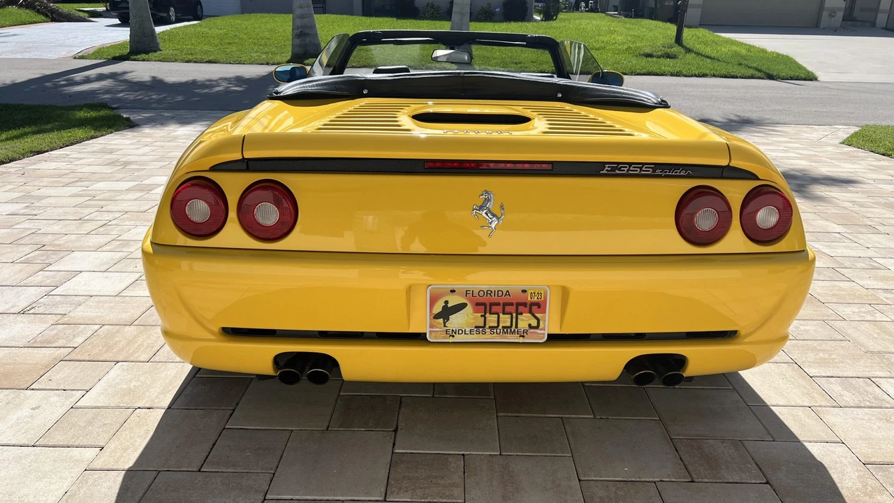 1998 Ferrari F355 Spider - Image 29 of 31