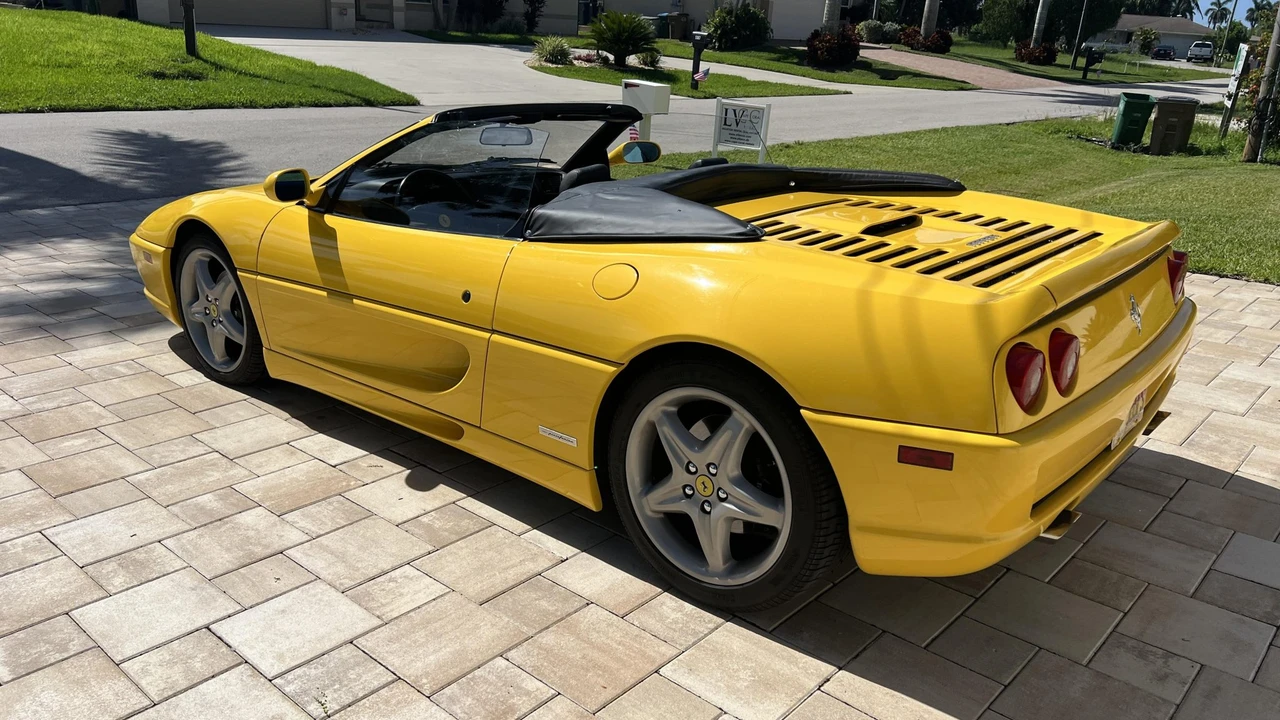 1998 Ferrari F355 Spider - Image 24 of 31