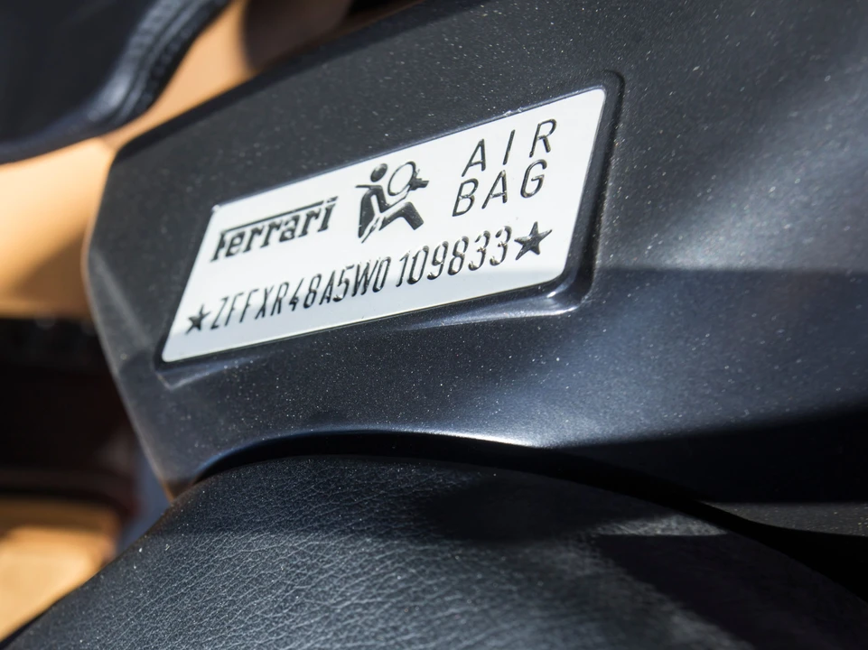 1998 Ferrari F355 Spider - Image 19 of 31