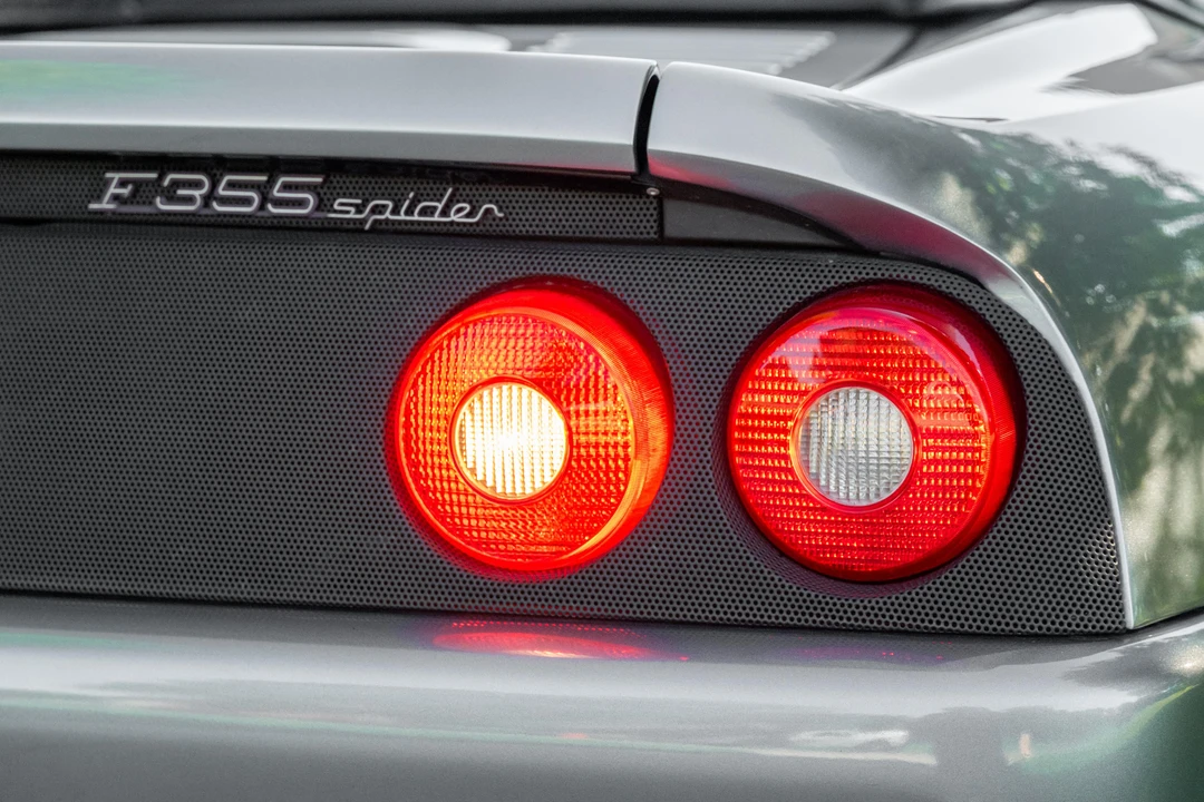 1998 Ferrari F355 Spider - Image 25 of 31