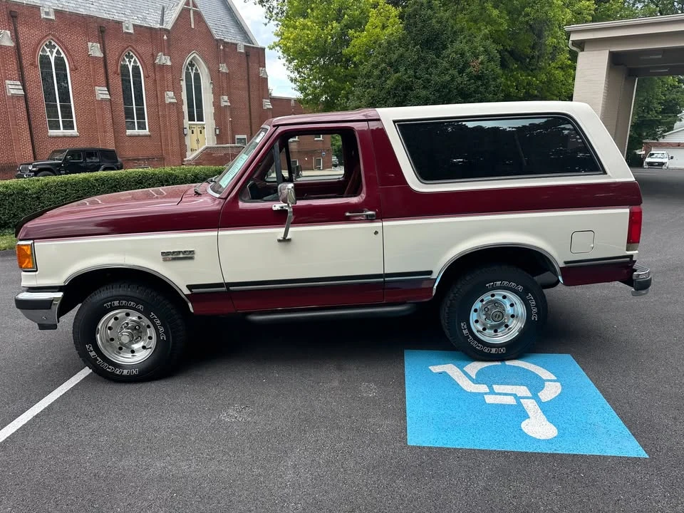 1998 Ford Bronco - Image 2 of 20