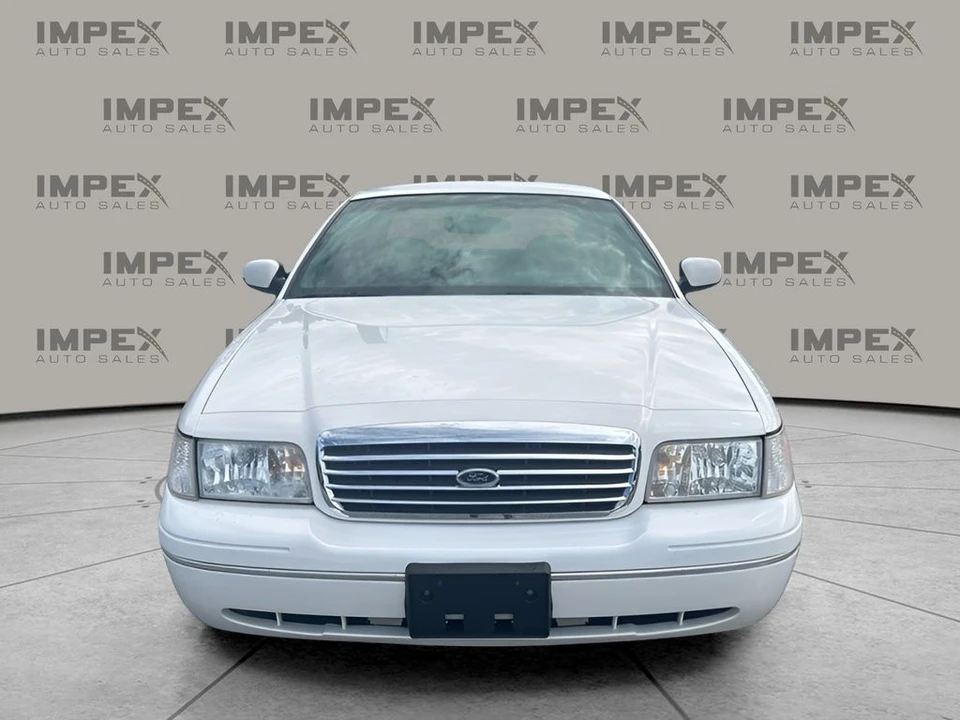 1998 Ford Crown Victoria - Image 8 of 12