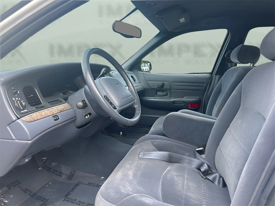 1998 Ford Crown Victoria - Image 9 of 12