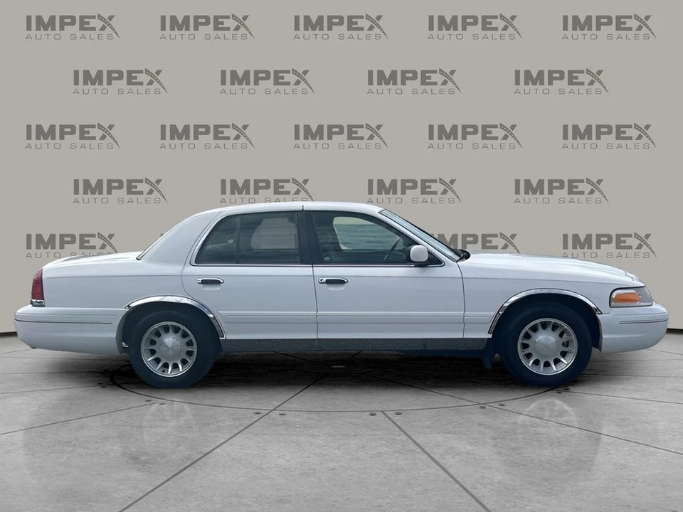 1998 Ford Crown Victoria - Image 6 of 12