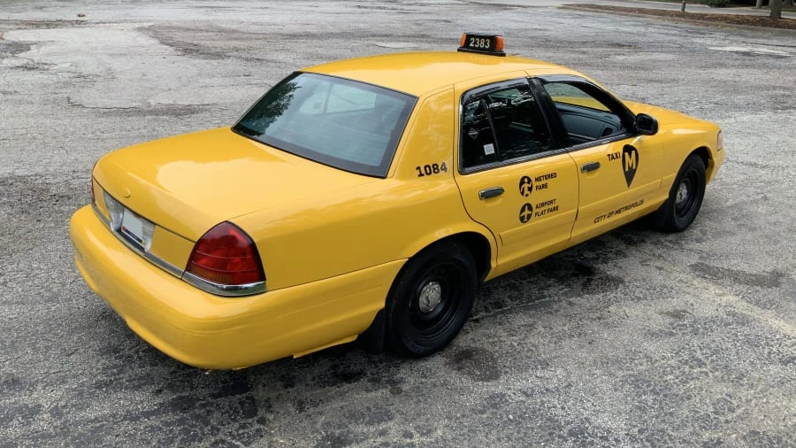 1998 Ford Crown Victoria - Image 2 of 7