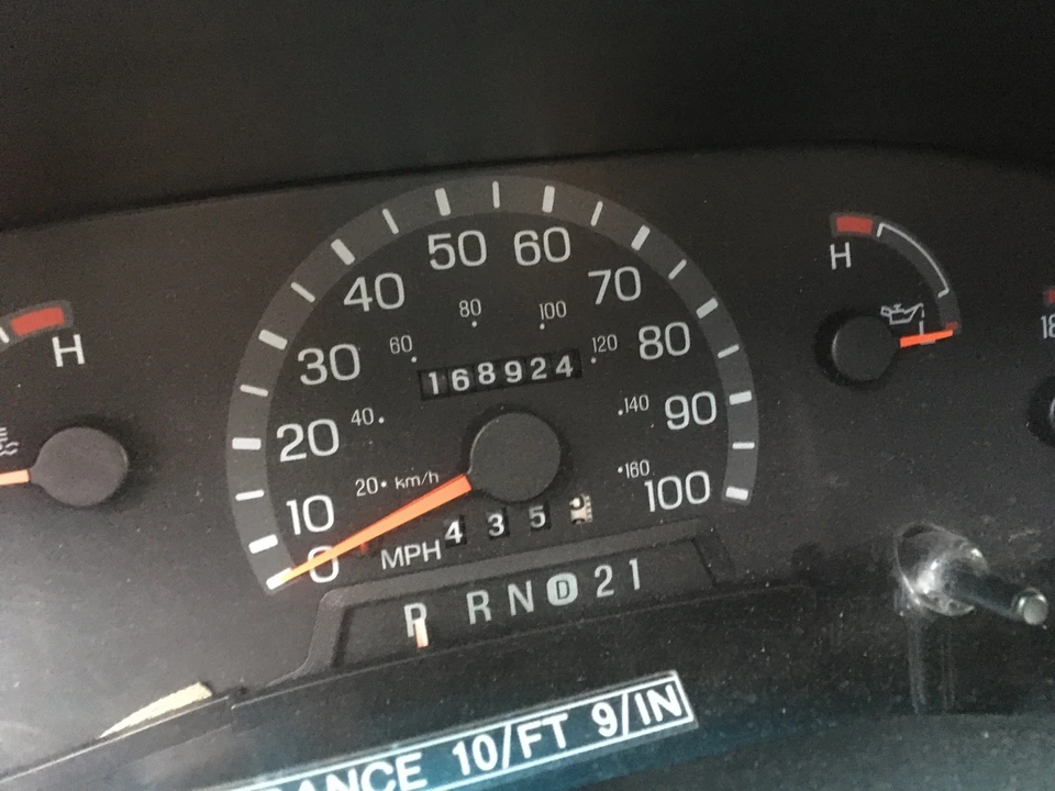 1998 Ford Econoline Van - Image 9 of 21