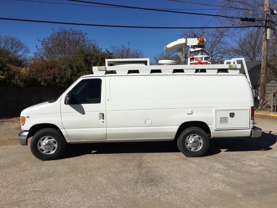 1998 Ford Econoline Van - Image 2 of 21