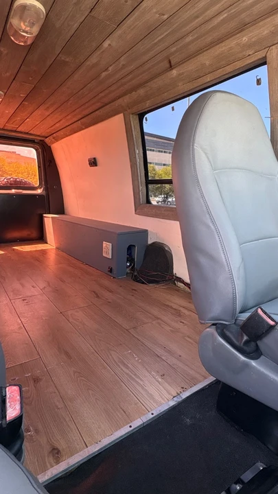 1998 Ford Econoline Van - Image 21 of 21