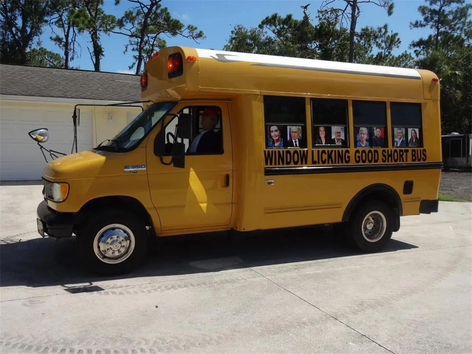 1998 Ford Econoline Van - Image 16 of 31
