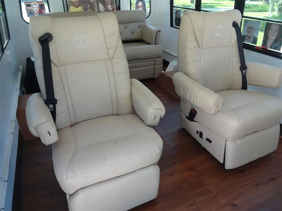 1998 Ford Econoline Van - Image 31 of 31