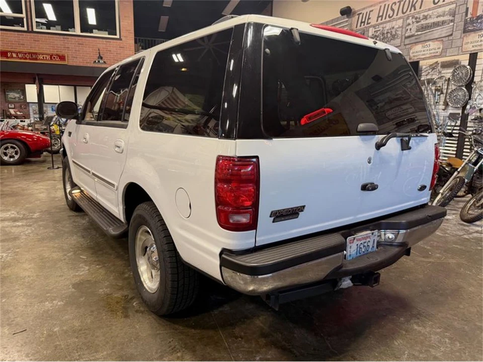1998 Ford Expedition 1st Gen - Image 16 of 31