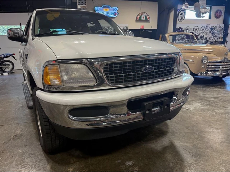 1998 Ford Expedition 1st Gen - Image 12 of 31