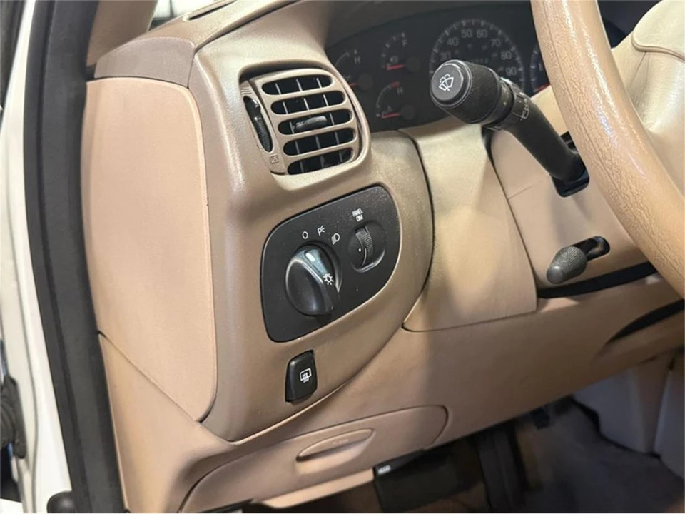1998 Ford Expedition 1st Gen - Image 29 of 31