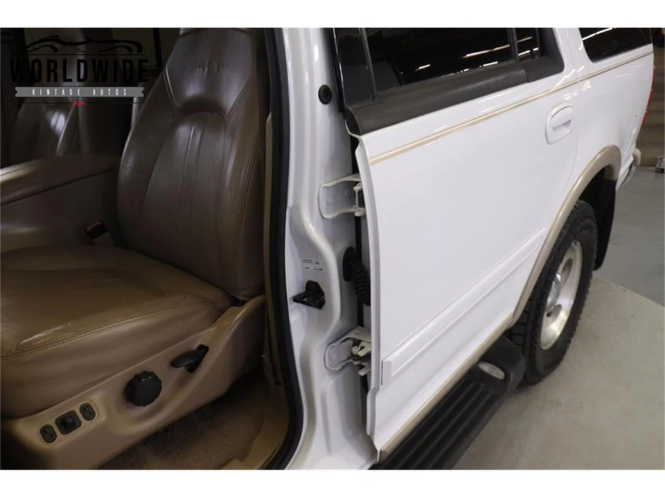 1998 Ford Expedition 1st Gen - Image 26 of 31