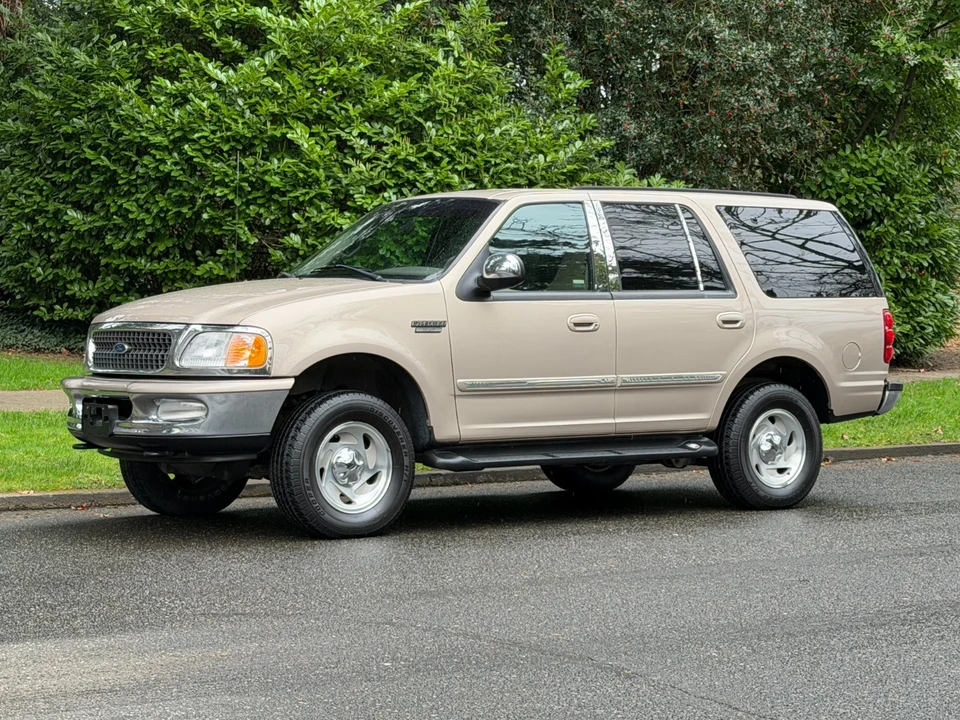 1998 Ford Expedition 1st Gen - Image 2 of 21